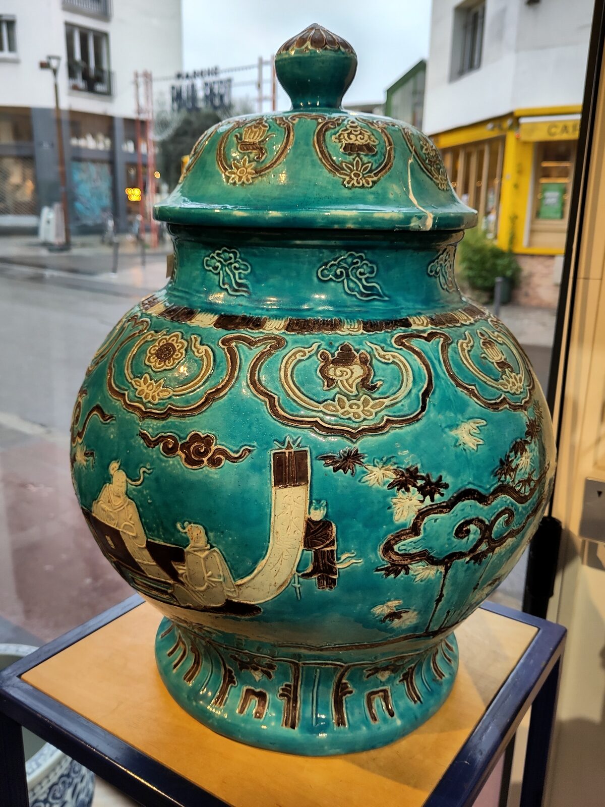 Paire de potiches chinoises à décor Fahua, XIXe siècle